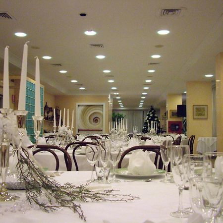 רימיני Hotel Acerboli מראה חיצוני תמונה