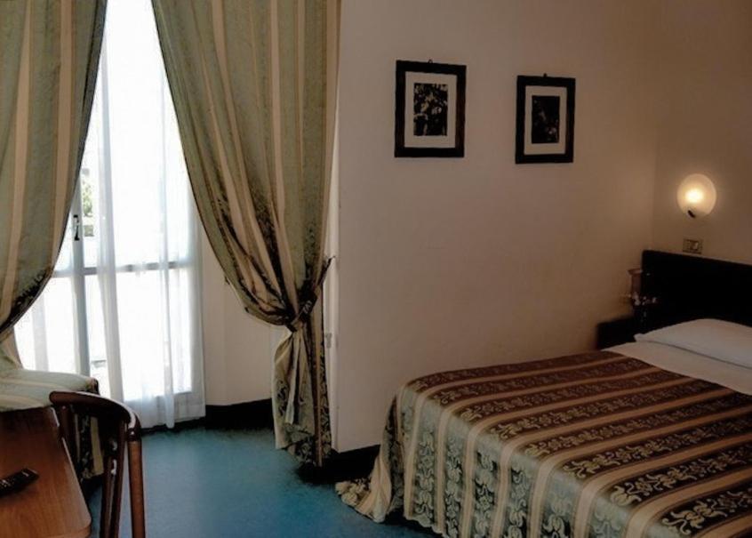 רימיני Hotel Acerboli מראה חיצוני תמונה