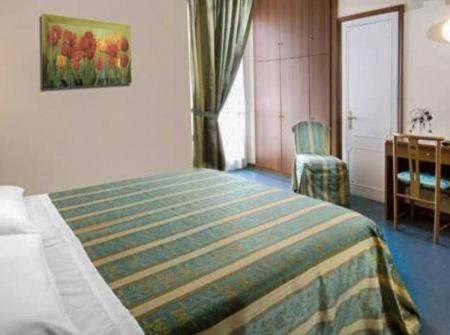 רימיני Hotel Acerboli מראה חיצוני תמונה