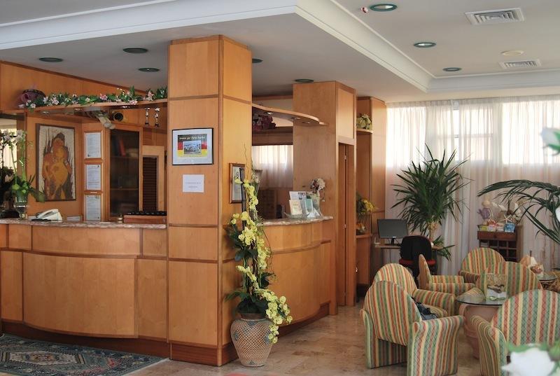 רימיני Hotel Acerboli מראה חיצוני תמונה